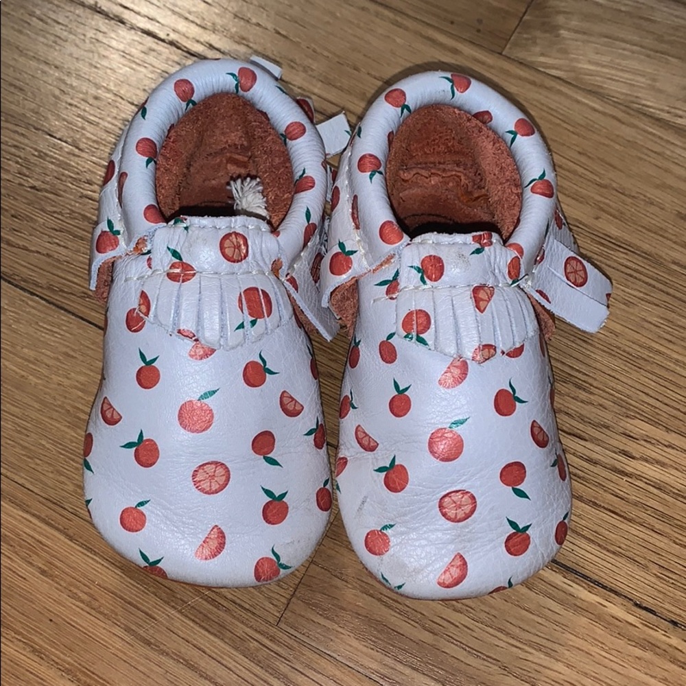 Freshly Picked Clementine Soft Soles sz 5